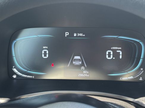 Used 2025 Kia Soul LX w/ LX Technology Package FWD image 41