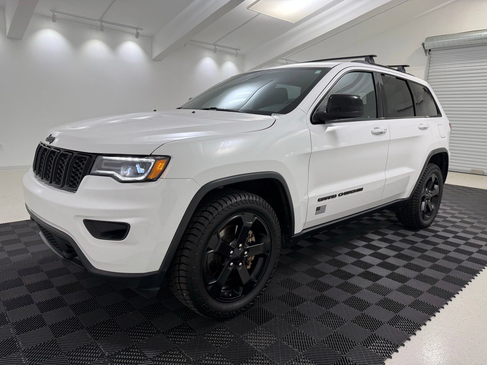 Used 2021 Jeep Grand Cherokee Freedom Edition AWD/4WD image 3