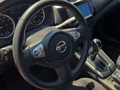 Used 2019 Nissan Sentra SV w/ Special Edition Package FWD image 21