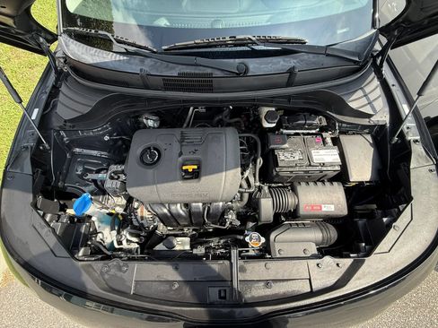 Used 2022 Kia Soul LX FWD image 30