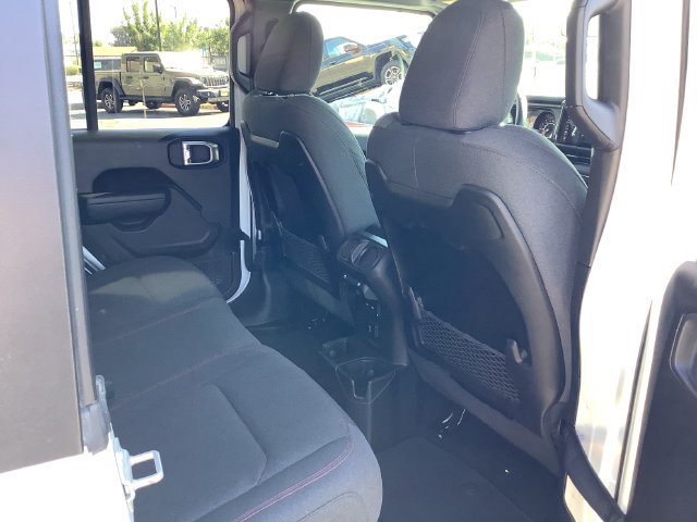 Used 2025 Jeep Wrangler Unlimited Rubicon w/ Convenience Group AWD/4WD image 34