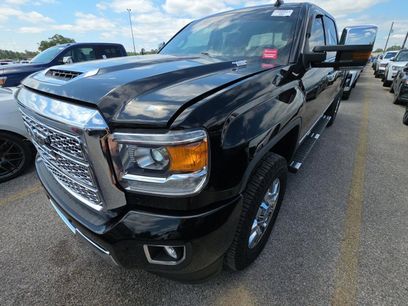 Used 2019 GMC Sierra 2500 Denali w/ Duramax Plus Package