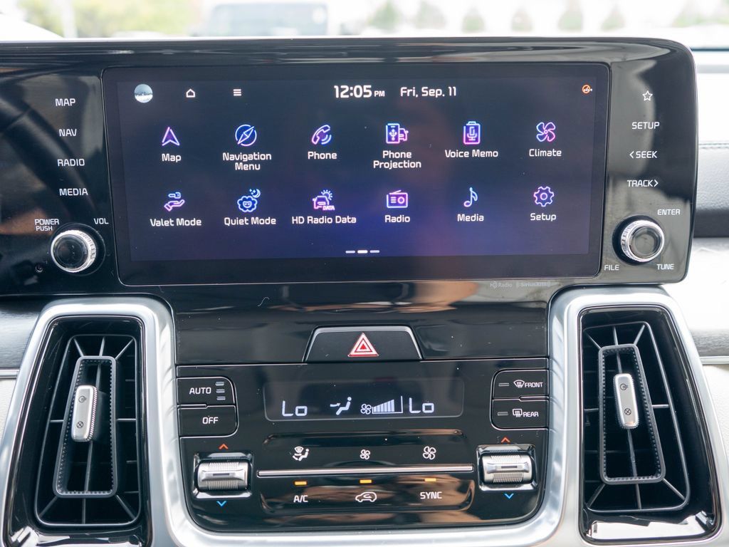 Certified 2023 Kia Sorento SX AWD/4WD image 23