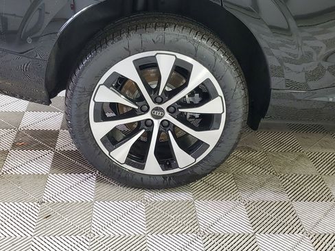 New 2026 Audi Q3 quattro 2.0T image 13