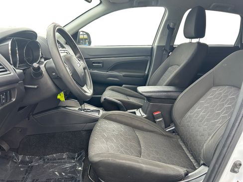 Used 2024 Mitsubishi Outlander Sport AWD image 9