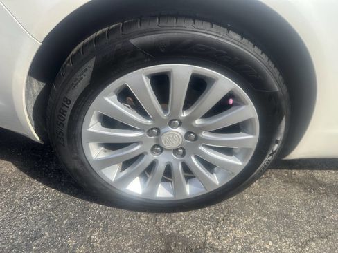 Used 2012 Buick Regal Leather image 35