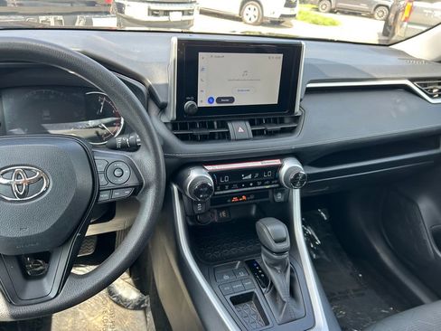 Certified 2025 Toyota RAV4 XLE FWD image 17