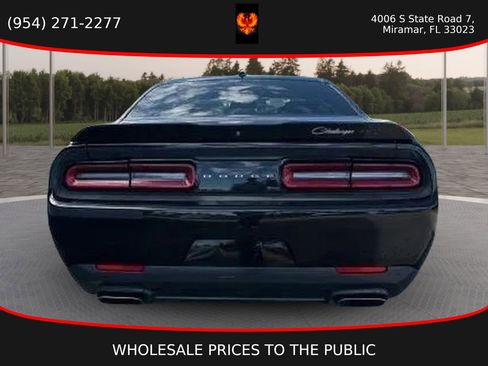 Used 2015 Dodge Challenger R/T w/ Quick Order Package 28B R/T image 7