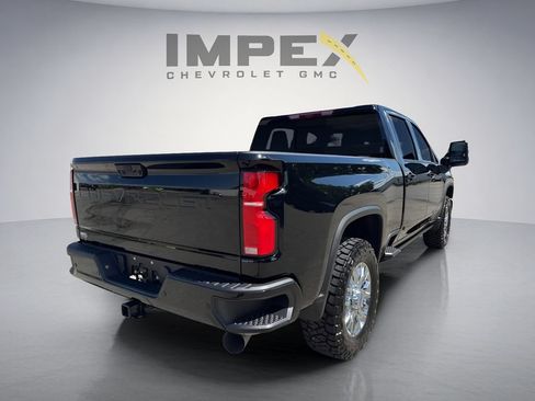 Used 2026 Chevrolet Silverado 2500 High Country w/ High Country Premium Package AWD/4WD image 5