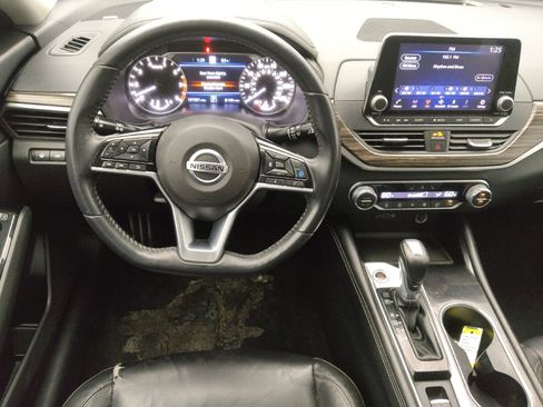 Used 2020 Nissan Altima 2.5 SL FWD image 22
