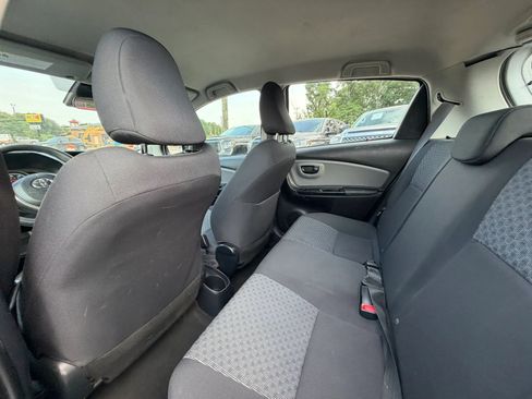 Used 2017 Toyota Yaris L FWD image 13