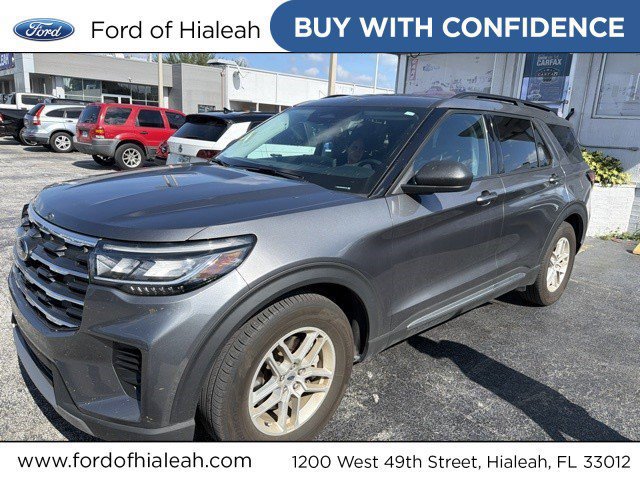 Certified 2025 Ford Explorer Active RWD image 1