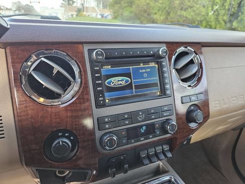 Used 2012 Ford F250 King Ranch w/ King Ranch w/Chrome Pkg AWD/4WD image 20