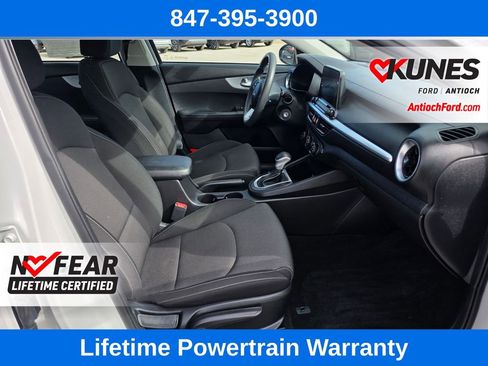 Used 2023 Kia Forte LXS w/ LXS Technology Package image 32