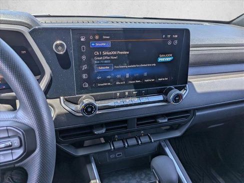 Used 2024 Chevrolet Colorado Trail Boss w/ Technology Package AWD/4WD image 10