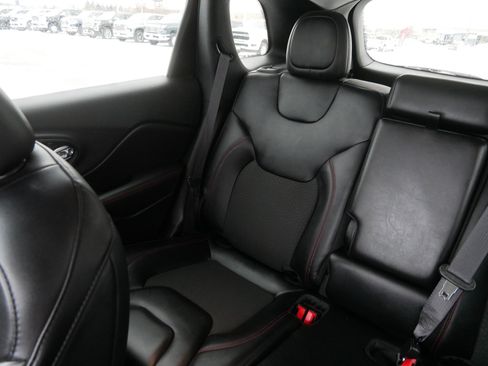 Certified 2022 Jeep Cherokee Trailhawk w/ Comfort/Convenience Group image 12