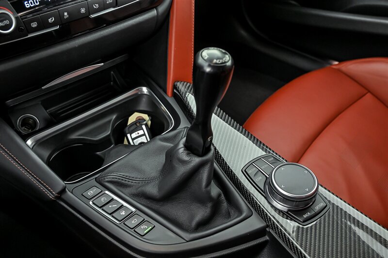Used 2018 BMW M3 RWD image 31