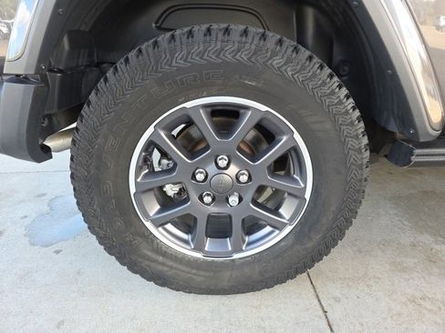 Used 2021 Jeep Wrangler Sport S image 63