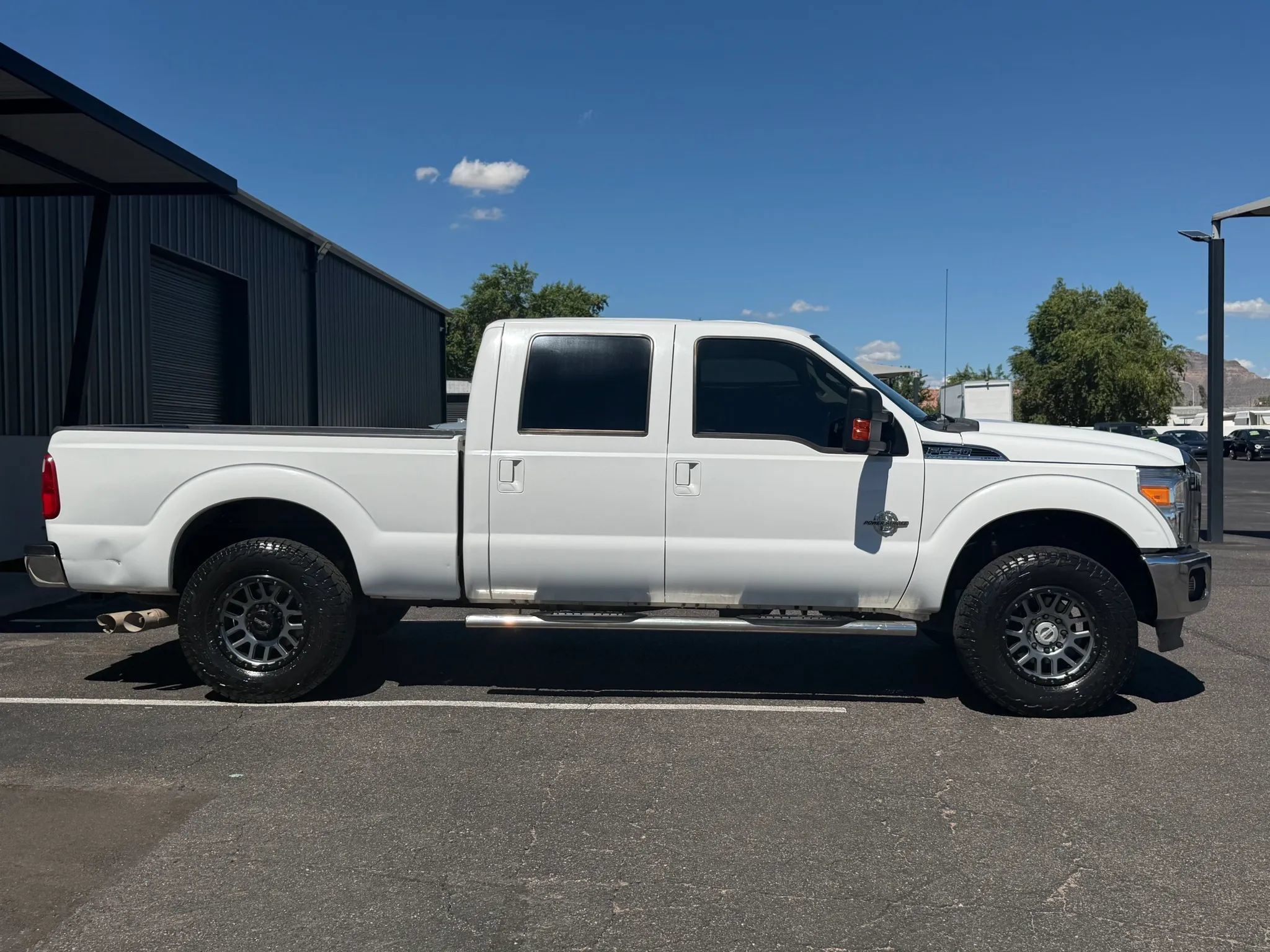 Used 2012 Ford F250 Lariat w/ Lariat Interior Pkg AWD/4WD image 10