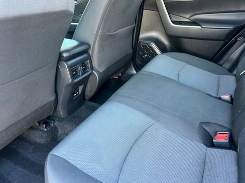 Used 2025 Toyota RAV4 XLE AWD/4WD image 11