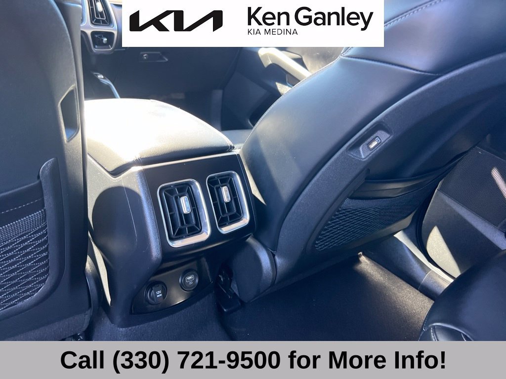 Certified 2022 Kia Sorento S AWD/4WD image 43