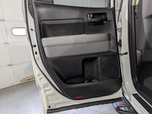 Used 2012 Toyota Tundra 4x4 Double Cab w/ Tow Pkg image 19