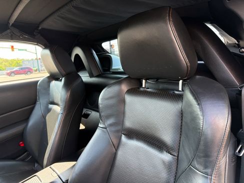 Used 2006 Nissan 350Z Grand Touring RWD image 30