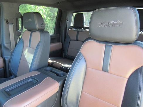 Used 2022 Chevrolet Silverado 3500 High Country w/ Safety Package II AWD/4WD image 18