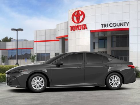 New 2026 Toyota Camry LE FWD image 3