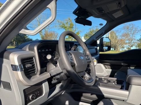 New 2026 Ford F350 XLT image 22