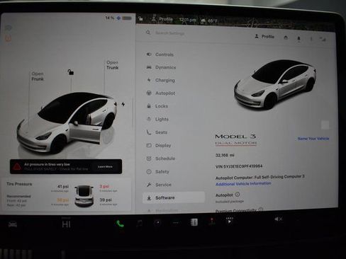 Used 2023 Tesla Model 3 Performance image 19
