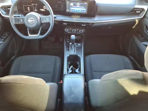 Used 2025 Nissan Kicks S AWD/4WD image 10