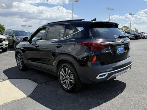 Used 2021 Kia Seltos S AWD/4WD image 7
