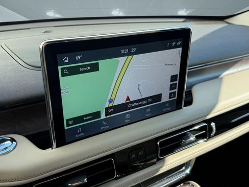 Used 2022 Lincoln Aviator Grand Touring image 27