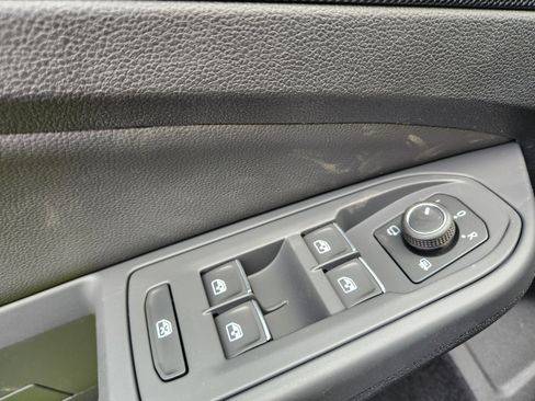 New 2025 Volkswagen GTI Autobahn image 18