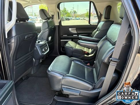 Used 2025 Ford Expedition Platinum AWD/4WD image 22