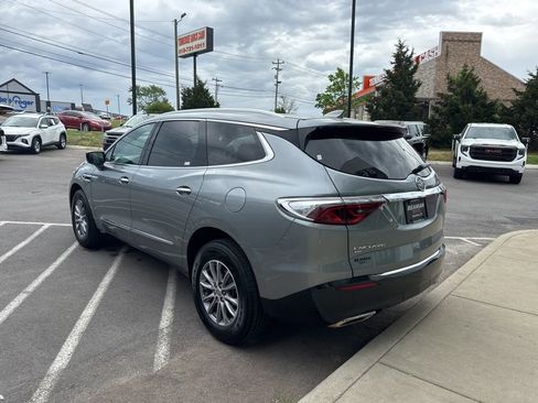 Used 2024 Buick Enclave Essence AWD/4WD image 5