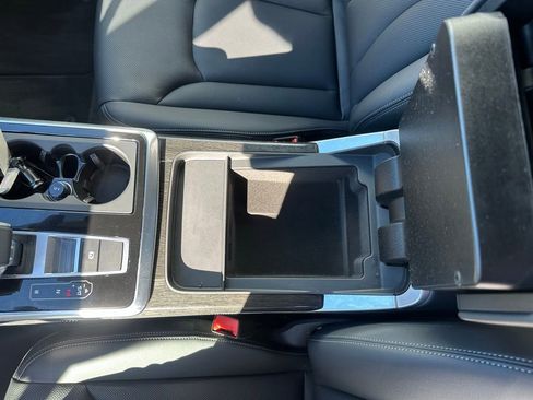 Certified 2025 Audi Q7 3.0T Premium Plus w/ Premium Plus Package image 17