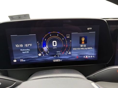 Used 2025 Chevrolet Traverse LT w/ Driver Confidence Package FWD image 14