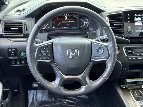 Used 2023 Honda Passport TrailSport image 17