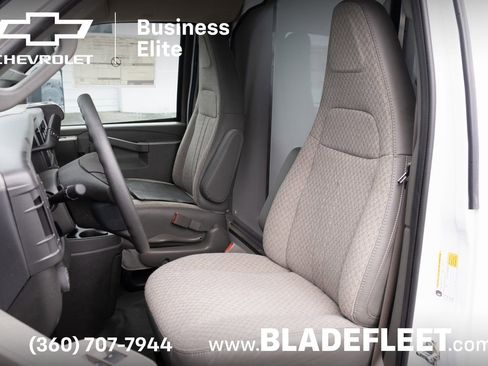 New 2024 Chevrolet Express 3500 w/ Power Convenience Package image 18