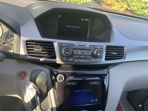Used 2014 Honda Odyssey EX-L image 21