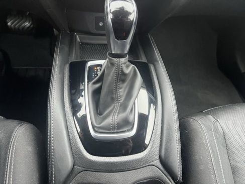 Used 2018 Nissan Rogue SL image 20