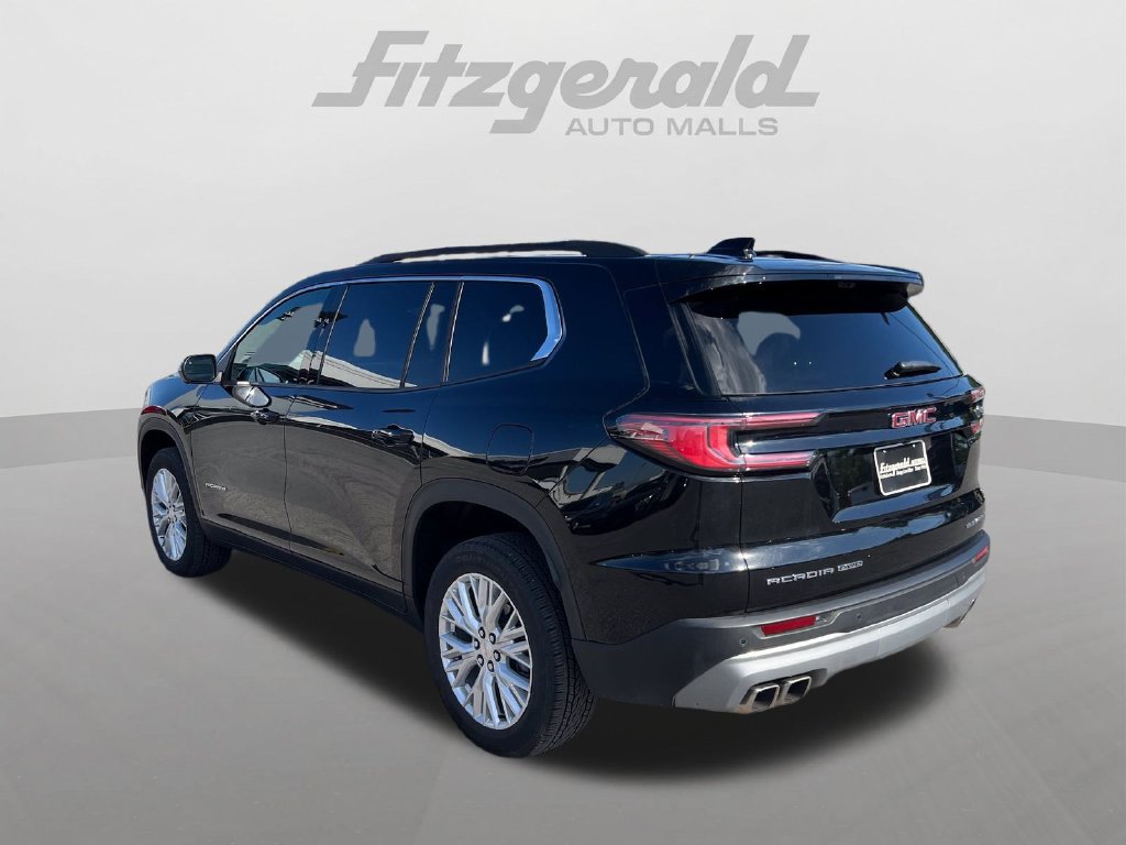 Used 2026 GMC Acadia Elevation w/ Elevation Premium Package AWD/4WD image 9