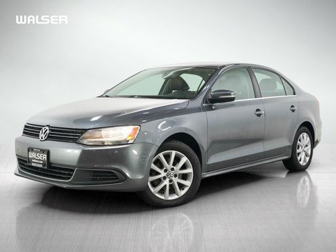 Used 2014 Volkswagen Jetta SE FWD image 1
