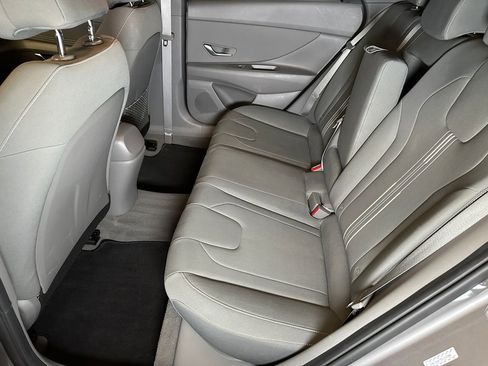 Used 2021 Hyundai Elantra SEL w/ Convenience + Premium Package image 21