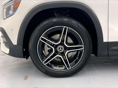 Certified 2023 Mercedes-Benz GLB 250 image 8