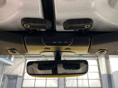 Used 2021 Jeep Wrangler Unlimited Sport AWD/4WD image 33