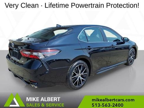 Used 2022 Toyota Camry SE FWD image 7