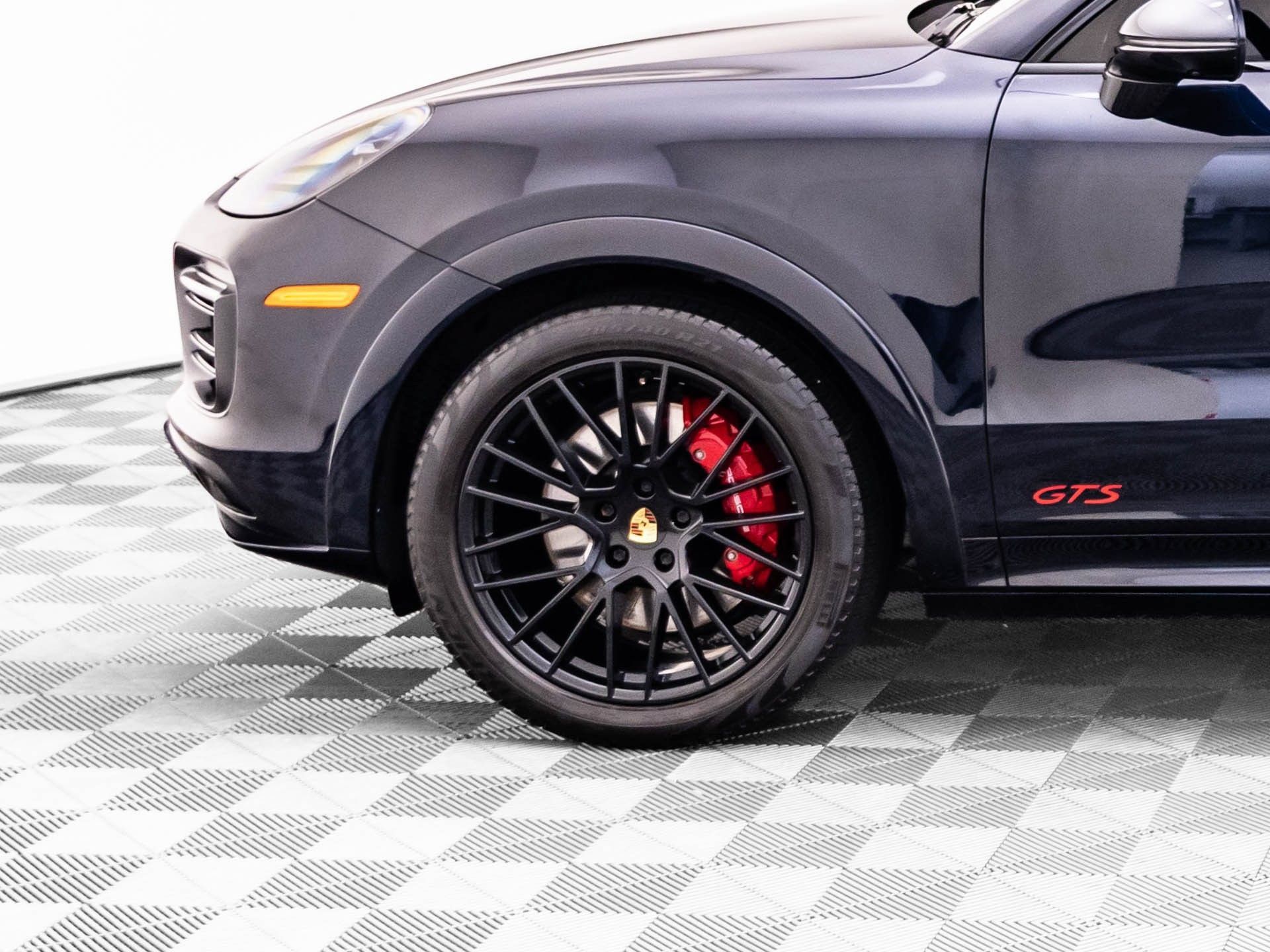 Certified 2021 Porsche Cayenne GTS AWD/4WD image 35